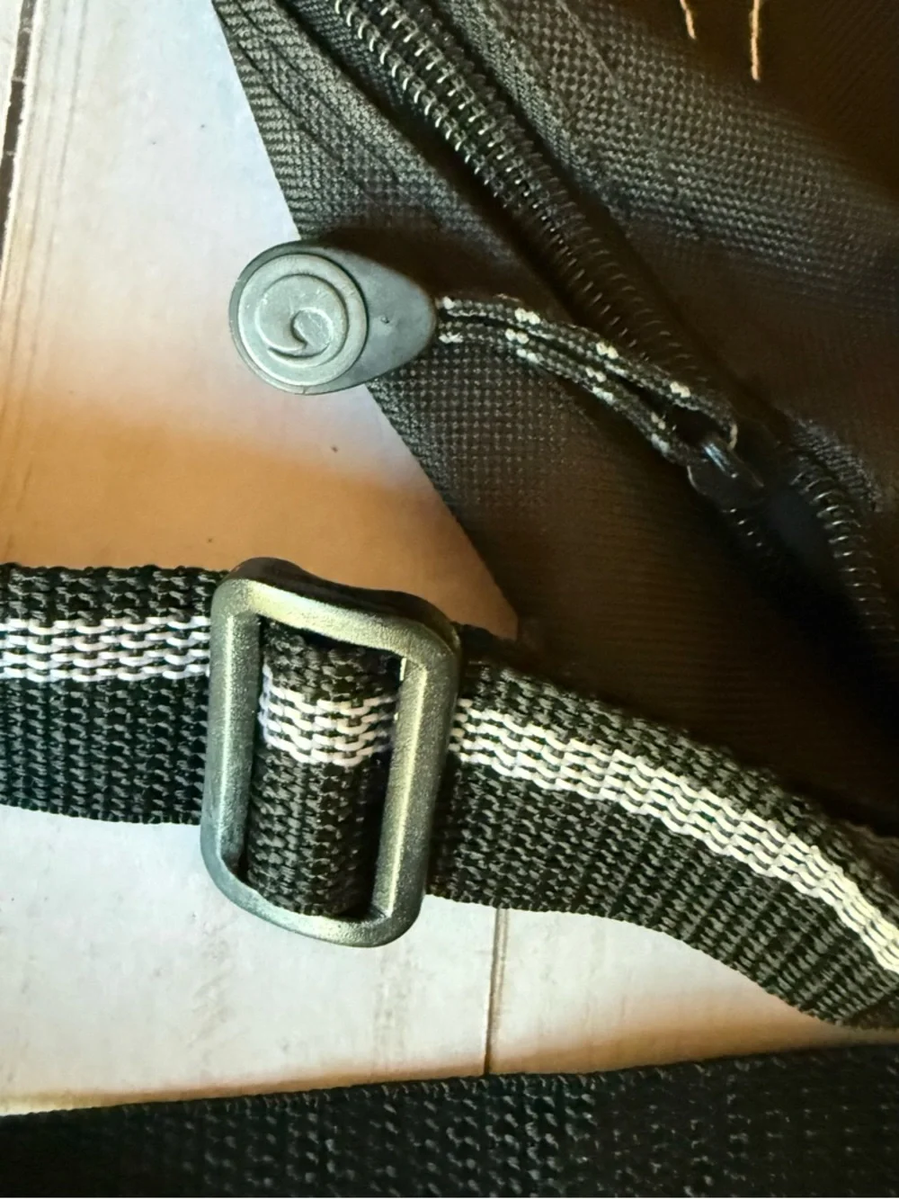 Adobe Leeds Laptop Carrying Work Bag Adjustable Shoulder Strap New Condition